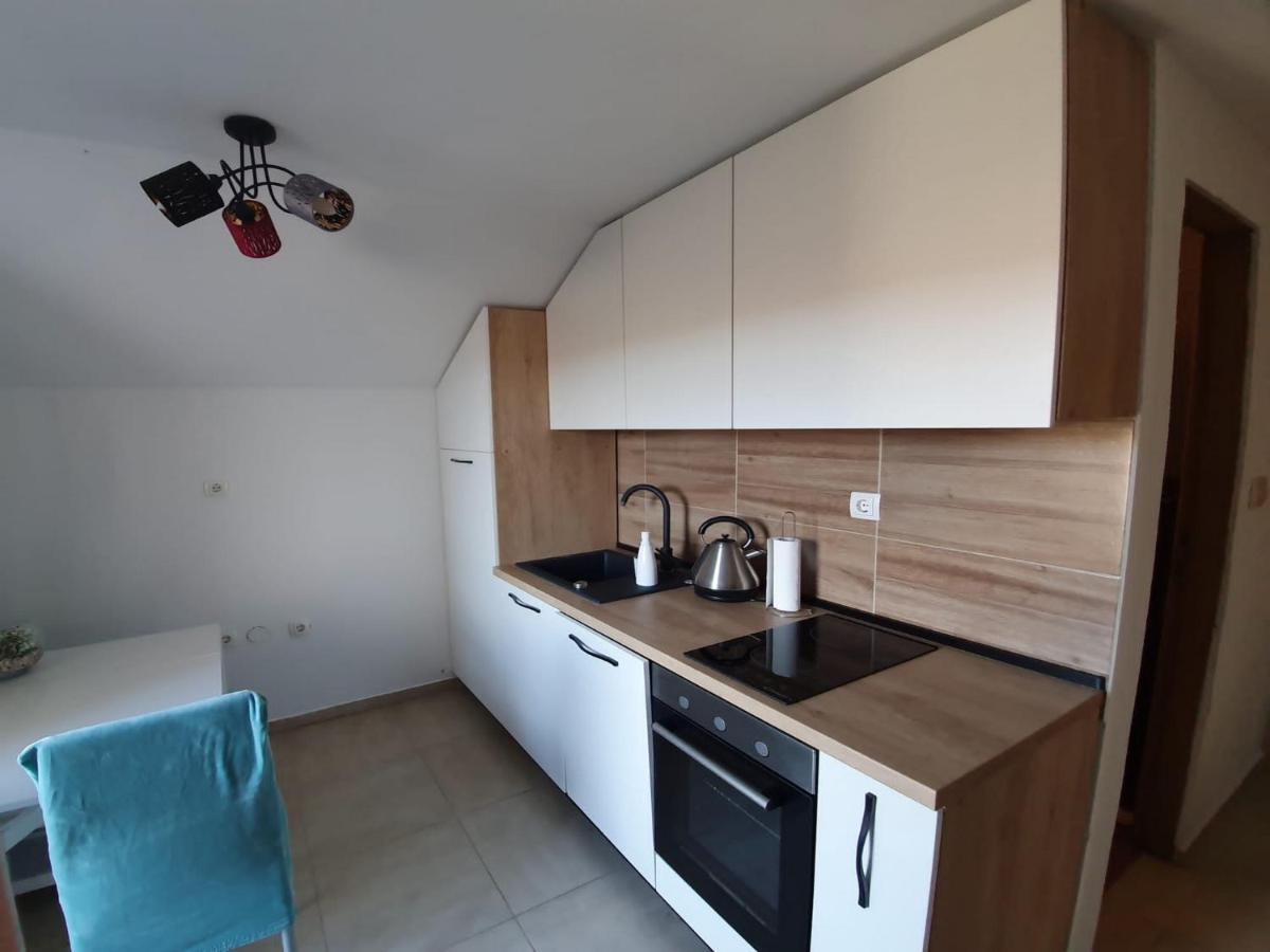 Apartment Magdalena Knin Exterior photo